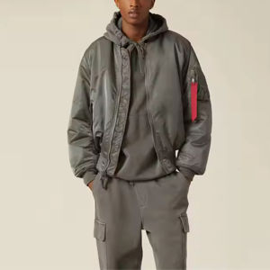 Blouson aviateur universitaire de meilleure qualité personnalisé en toile 3XL pour hommes avec service de baseball en satin réversible de grande taille OEM - Product Image 2