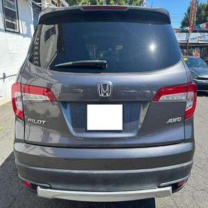 Pilot EX-L AWD 2024, Turbo, Asientos de Cuero, Interior Claro, Neumáticos R21, Bajo Kilometraje, Precio en Stock, Listo para Envío - Product Image 3