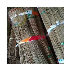 Palos de escoba de coco de primera calidad a precios competitivos al por mayor, perfectos para soluciones de limpieza ecológicas y sostenibles - Product Image 5