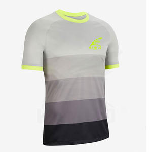 Nouvelle arrivée de maillot de football de style unique à la mode maillot de football de conception personnalisée maillot de football en matériau durable - Product Image 3