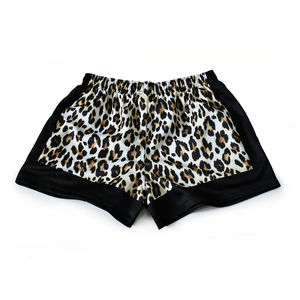 Derniers shorts de rugby avec impression par sublimation du logo OEM shorts de football pour la course à pied vêtements de football shorts de rugby pour hommes avec design personnalisé - Product Image 2