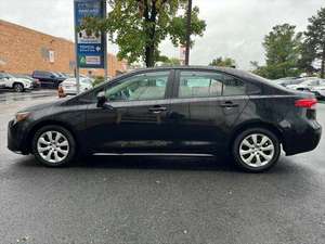 Auto Usado en Perfecto Estado, Toyota Corolla A LE 2024, 2.0L Gasolina, Sedán, Listo para Enviar - Product Image 2