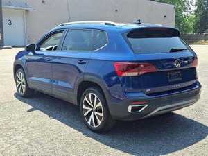 2024FWD Turbo R21 Volante a la Izquierda, Interior Claro, con Bajo Kilometraje, Precio en Stock, Listo para Envío - Product Image 3