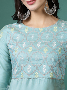 Kurtis Rama de Diseño Tradicional Indio, Tela de Algodón Puro, Estilo Anarkali, Cuello en V Largo, Mangas Tres Cuartos, Kurta Bordada con Pantalón - Product Image 5