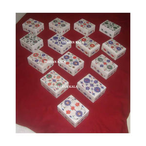 Design assorti de marbre blanc fait à la main naturel boîtes à bijoux d'incrustation de marbre de nouvelle production avec la finition et l'exécution fines - Product Image 1