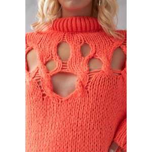 มิดเรด คัชชวล สไตล์ คัทเอาท์ ทริโก คาซัค 1200-09 - Product Image 1