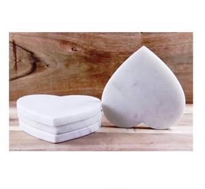 Dessous de verre en forme de coeur en marbre blanc pour bureau de cuisine Dessous de verre mangue en bois naturel et marbre fabriqué en Inde - Product Image 1