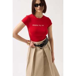 Camiseta corta Delete My Ex Baskili Likrali - Rojo - Rojo - Product Image 1
