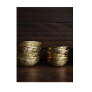 Cuenco para servir de latón y metal de diseño antiguo tradicional para ocasiones festivas auspiciosas, regalo con artesanía elegante y detallada - Product Image 6