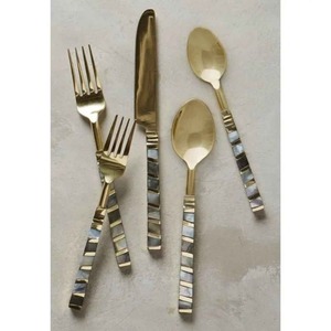 Couverts décoratifs en acier inoxydable avec poignée en nacre Couverts de qualité supérieure pour la maison et le restaurant - Product Image 2