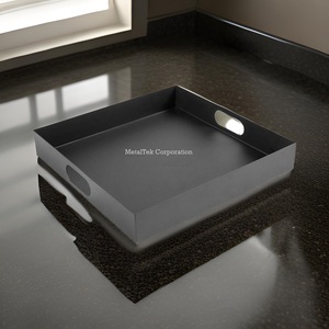 Bandeja de servicio de <span class=keywords><strong>metal</strong></span> negro al por mayor para té café forma personalizada para el hogar restaurante asas de corte ovalado varios colores disponibles