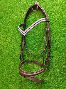 Precios asequibles Bridas hechas de cuero de vaca genuino con material de grado superior de cristal natural para la venta por exportadores indios Tack - Product Image 5