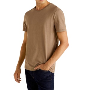 Airlume-Camiseta de algodón peinado para hombre, camisa básica de 32 pulgadas, color caqui, sólida, con cuello redondo, 100% - Product Image 1