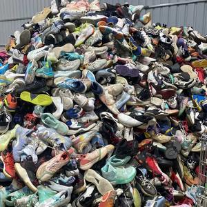 Vente en Gros de Chaussures de Basket d'Occasion de Marque Populaire 5 Marques de Chaussures de Basket de Seconde Main les Plus Vendues - Product Image 2