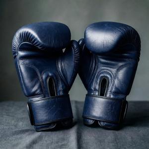 Guantes Profesionales de Entrenamiento y Sparring de Alto Impacto con Acolchado de Espuma Multicapa y Soporte de Muñeca Seguro con Cierre de Velcro - Product Image 2