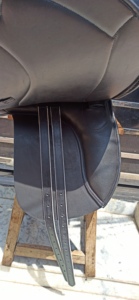 Nueva Silla de Montar de Cuero Inglés de Primera Calidad, Personalizada, con Armazón de Plástico, para Caballos de Paso - Product Image 4