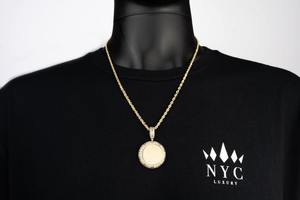 Pendentif photo unisexe classique en or blanc 14 carats, qualité excellente, diamant de laboratoire certifié GIA, plaqué or, D'VINS JEWELS, cadeau - Product Image 3