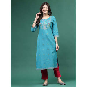 Kurtas rectas de crepé bordadas para mujer con mangas tres cuartos - Product Image 3