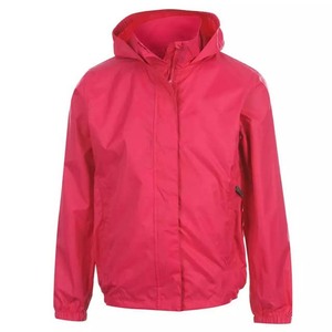 Chaqueta de lluvia impermeable a prueba de viento de buen rendimiento de alta calidad para hombres con dos bolsillos laterales chaquetas de poliéster de calle alta para hombres - Product Image 6
