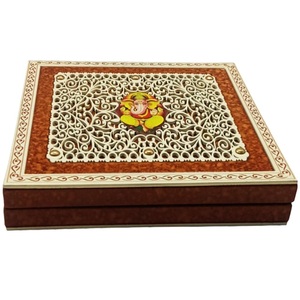 Solution de stockage de qualité supérieure élégante pour les amateurs de collectionneurs Boîtes à pièces en MDF collées Veet Caisse carrée en bois au meilleur prix - Product Image 4