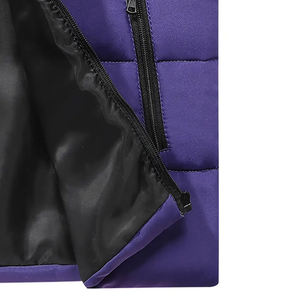 เสื้อกั๊กผู้ชายคอลเลคชั่นฤดูหนาวแบบมีซิป ระบายอากาศ สไตล์ลำลอง กันน้ำ แบบพองลม ไม่มีแขน มีกระเป๋าข้างสองข้าง โดย RSW - Product Image 3