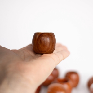 Anneaux de serviette et organisateur de mouchoirs en bois massif naturel moderne de qualité supérieure, faits à la main, écologiques, pour la table - Product Image 3