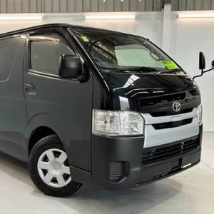 Nueva Hiace con Transmisión Automática, Motor Diésel con Emisiones Euro 3, Puertas Corredizas Dobles y Fácil Acceso Interior, Superventas - Product Image 1