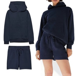 Conjunto de Sudadera con Capucha y Pantalones Cortos para Mujer, Tela de Primera Calidad, Servicio OEM, Diseño ODM, Temporada de Otoño, Diseño de Logotipo Impreso en el Conjunto de Sudadera con Capucha - Product Image 1