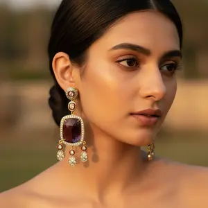 Boucles d'oreilles en forme d'étoile en or vintage plaqué or avec accent en vermeil et diamant, bijoux en platine pour les mariages et les fêtes - Product Image 1