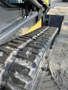 Minicargadora compacta 2021 NEW HOLLAND C337 Minicargadora frontal pequeña y caliente de fábrica con accesorio de cubo Mini Skid S - Product Image 4