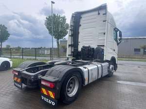 Nuevo Camión Pesado Diésel FH 500 4x2/8x4 Euro 5, Automático, 451-500HP, Capacidad 31-40T, Volante a la Izquierda, Cámara Trasera de 360° - Product Image 6