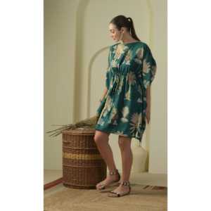 Vestido Kaftan Largo de Algodón con Estampado Floral y Diseño Personalizado Emerald Palm, Cuello Redondo, Manga Corta, para Ocasiones Especiales, Clubes y Ocio - Product Image 1