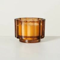 Collection de bougies votives en verre ambré de qualité supérieure offrant une lumière douce et radieuse pour la décoration de la maison, les célébrations de Noël, réutilisables