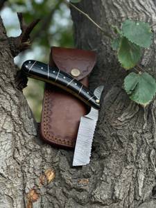 Beautiful Damascus Steel Straight Razor Customizable <b>Bone</b> Horn <b>Handle</b> Barbers Grade-<b>for</b> DIY <b>Knife</b> Manufacturing OEM Support - Product Image 2
