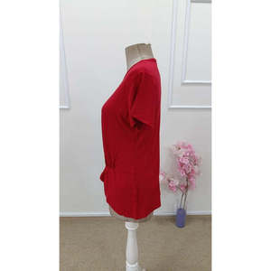 Blusa de Viscosa para Mujer, Cuello Redondo, Corte Asimétrico, Manga Corta, 31689 - Rojo - Product Image 6