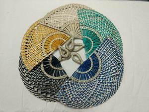 Écologique Seagrass Handfan Feuille de palmier Tissé Style Rustique Éventail Événement Artisanat Fait Main 99 GD Produit - Product Image 2