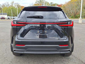 SUV de luxe hybride LEE-XUS N-X 450h+ 2022 à vendre - Product Image 6