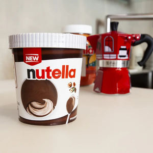 Crème glacée Nutella 470ml, dessert glacé de haute qualité au goût authentique de chocolat et de noisette, parfait pour les amateurs de sucreries - Product Image 1