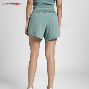 Shorts Deportivos Transpirables de Cintura Alta para Mujer con Ajuste Regular para Entrenamientos en el Gimnasio - Product Image 4