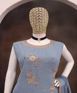 ชุดเดรสสตรีสีเทา - Product Image 5