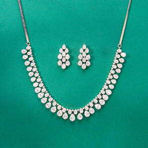 Collar de CZ clásico de último diseño de mercado con chapado en rodio de 2 tonos Collar de CZ chapado en rodio de 2 tonos de moda - Product Image 3