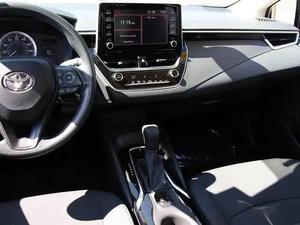 Usado 2020 T...oyota Corolla LE - Product Image 4