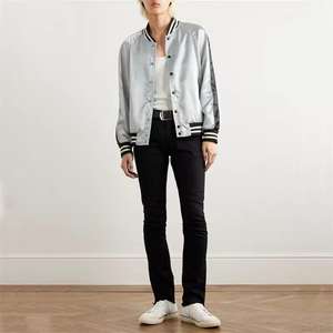 Blouson de baseball pour hommes personnalisé veste universitaire en satin avec doublure matelassée logo brodé col montant en toile pour l'hiver - Product Image 2