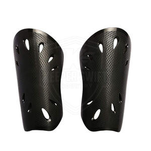 Protections de tibia de haute qualité en noir, protection des pieds, protections de tibia en EVA, en vente - Product Image 3