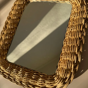 Espejo Rectangular de Ratán de Estilo Moderno de Mediados de Siglo - Product Image 3