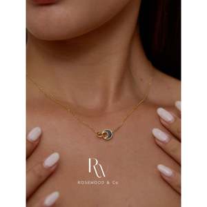 Collana con Ciondolo Luna Retrò in Oro con Conchiglia di Abalone Blu, Gemma Autentica, Charm Celestiale, Collana Placcata Oro Regalo - Product Image 3