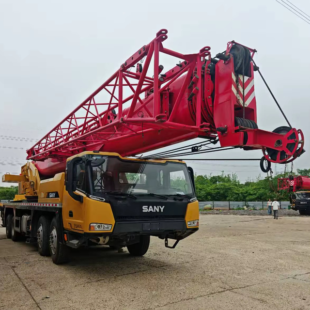New Stock High Quality 2023 STC550C5-8 Crane Is at the Stocks