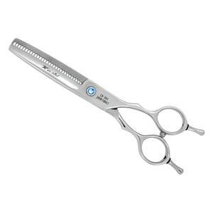 Ciseaux de manucure de qualité avec lames incurvées en acier inoxydable Ciseaux à cuticules droits longue durée pour les soins de beauté 94 - Product Image 2