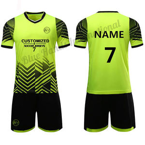 Conjunto de Ropa Deportiva de Fútbol para Hombre de Alta Calidad, Transpirable, con Diseños Impresos Personalizados para el Equipo Personalizado de Pakistán, Blue Hands International - Product Image 4