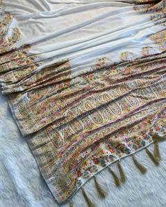 Sari de lujo de alta demanda con estilo indio y glamuroso, el último Sari más moderno para fiestas, la impresionante ropa de novia Sari más vendida - Product Image 5